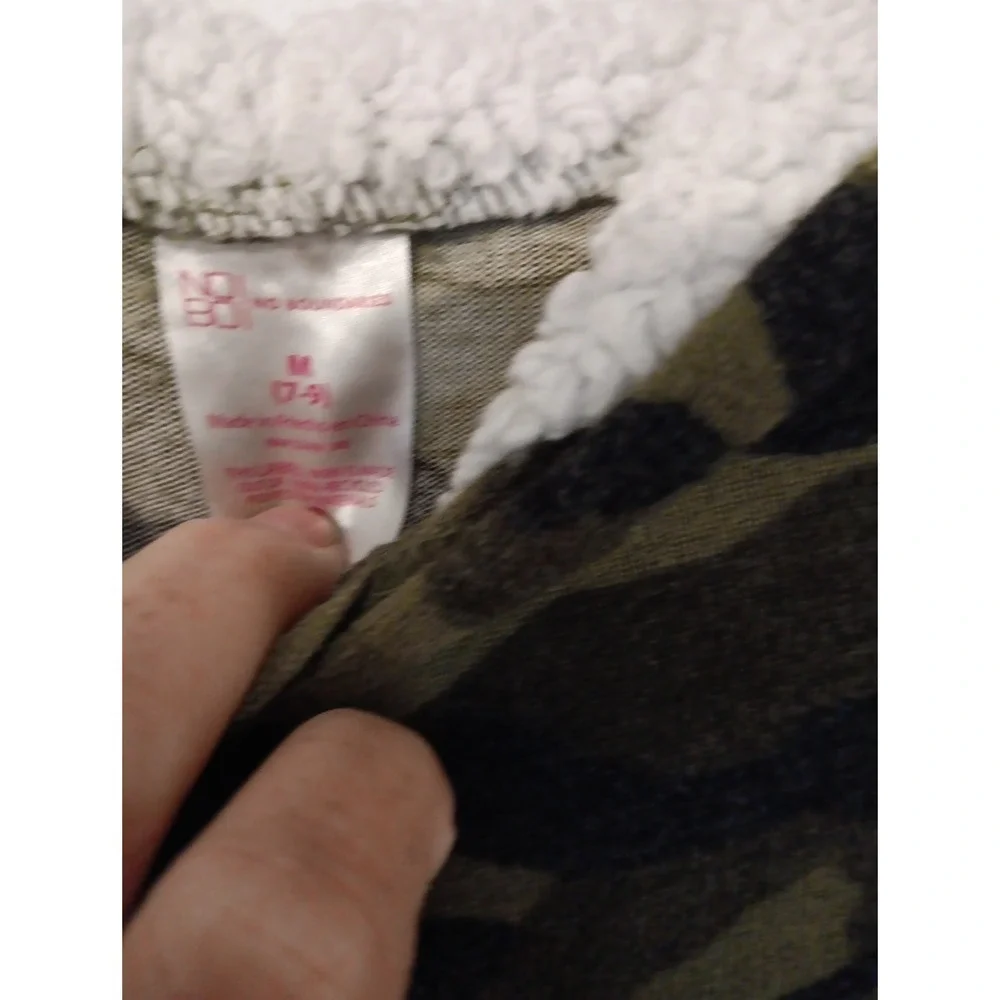 No Boundries Camo Skull Fleece Hoodie Girl Kids  Sz. M Hoodie String Is Missing.